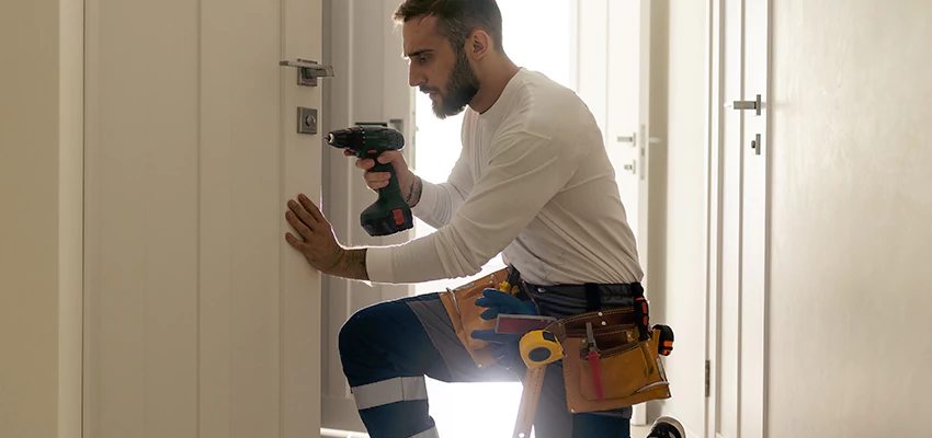 Mailbox Lock Installation Expert in Cypress, California