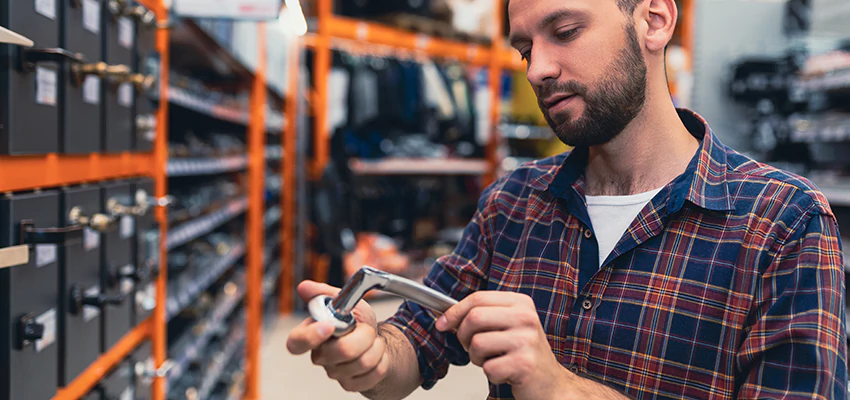 Locksmith For Retail Stores Lockout Services in Cypress, California